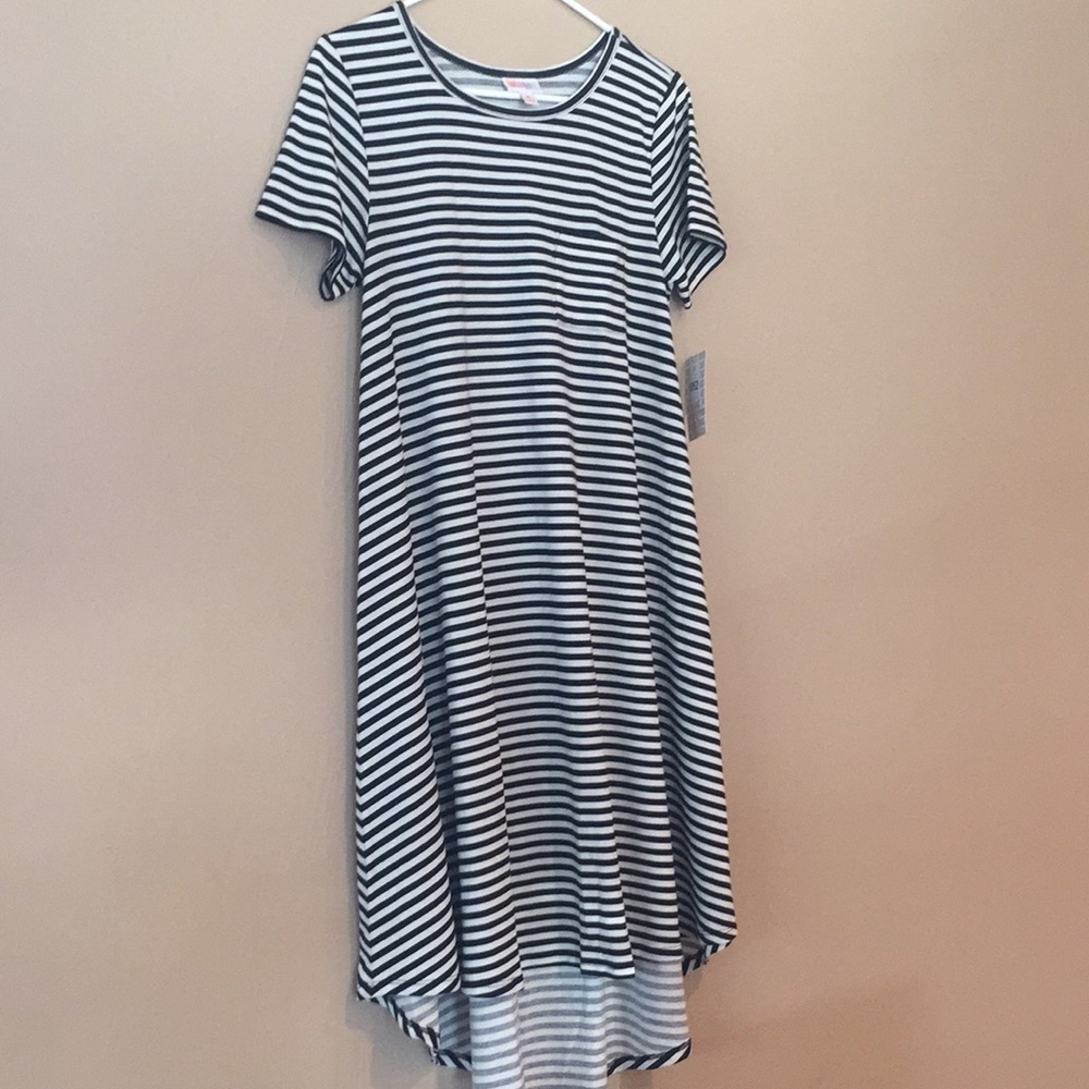 NWT XS Lularoe Black-White Striped Carly.